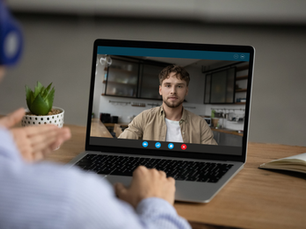 7 Mistakes to Avoid for Fluent English Speaking and How to Overcome Them