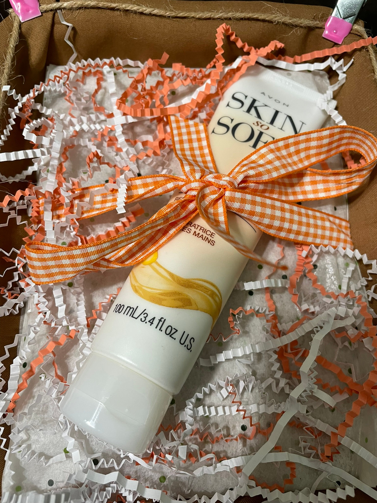 Thoughtful Radiance Gift Baskit