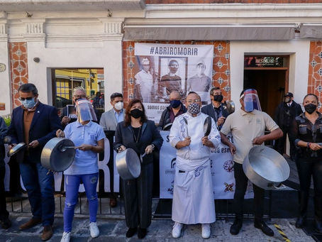 PIDE INDUSTRIA RESTAURANTERA DE PUEBLA REACTIVACIÓN DE ESTE SECTOR CON LEMA
#AbrirOMorir