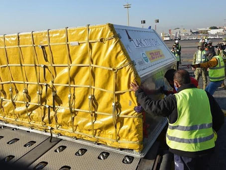 Llegan a México dos cargamentos más de vacunas contra virus SARS-CoV-2; suman 53 mil 625 dosis