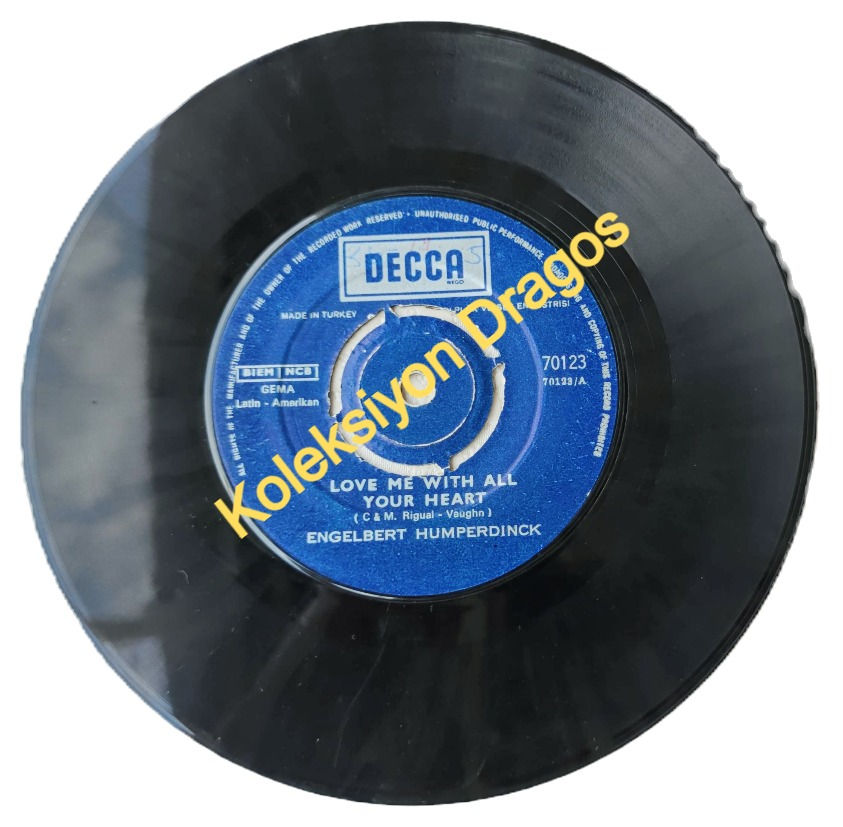 ENGELBERT HUMPERDINCK - LOVE ME WITH ALL YOUR HEART - JUST SAY I LOVE HER