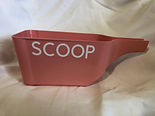 pink feed scoop