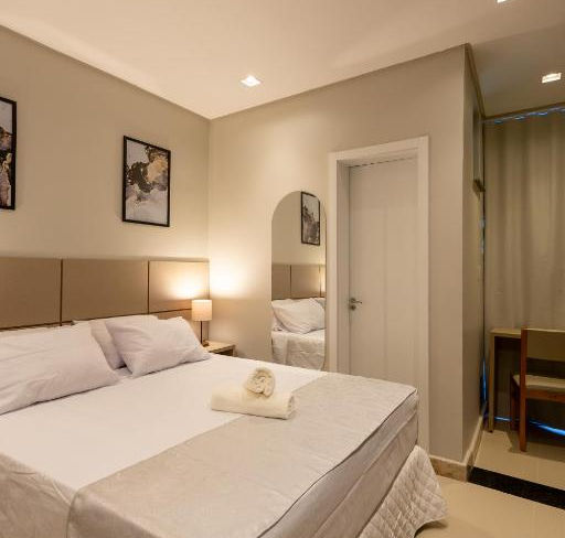Hotel novo em Sobral – quarto econômico moderno com cama casal, Wi-Fi rápido e ar-condicionado