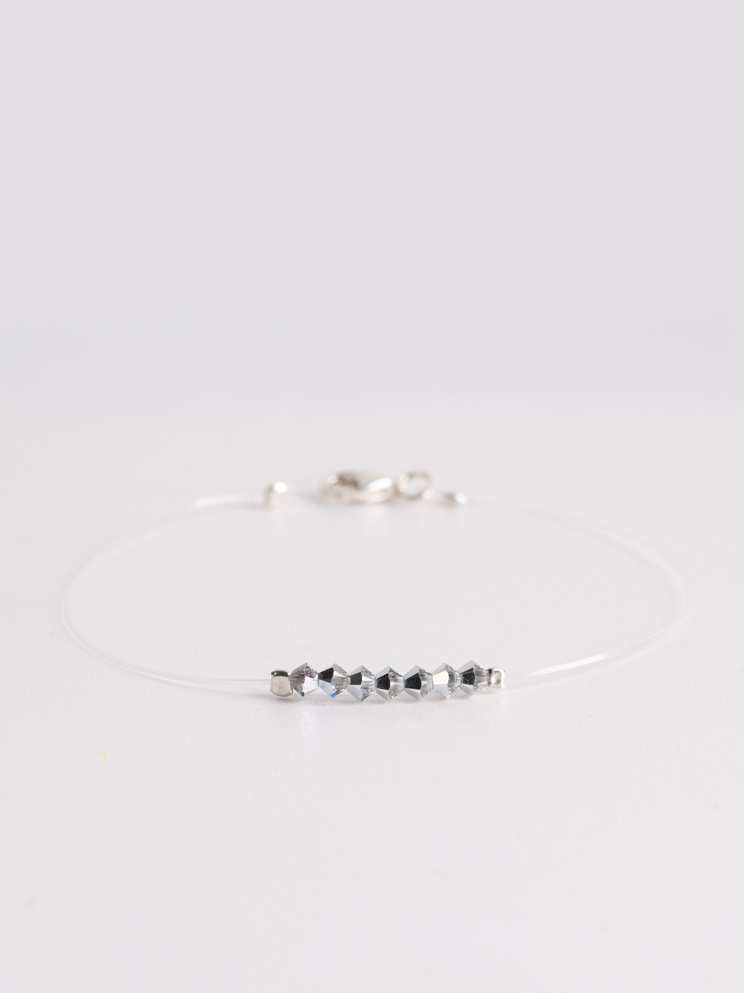 Гривна на корда с кристали Swarovski (39.12лв.)