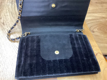 壊れたボタンを取り替えました。