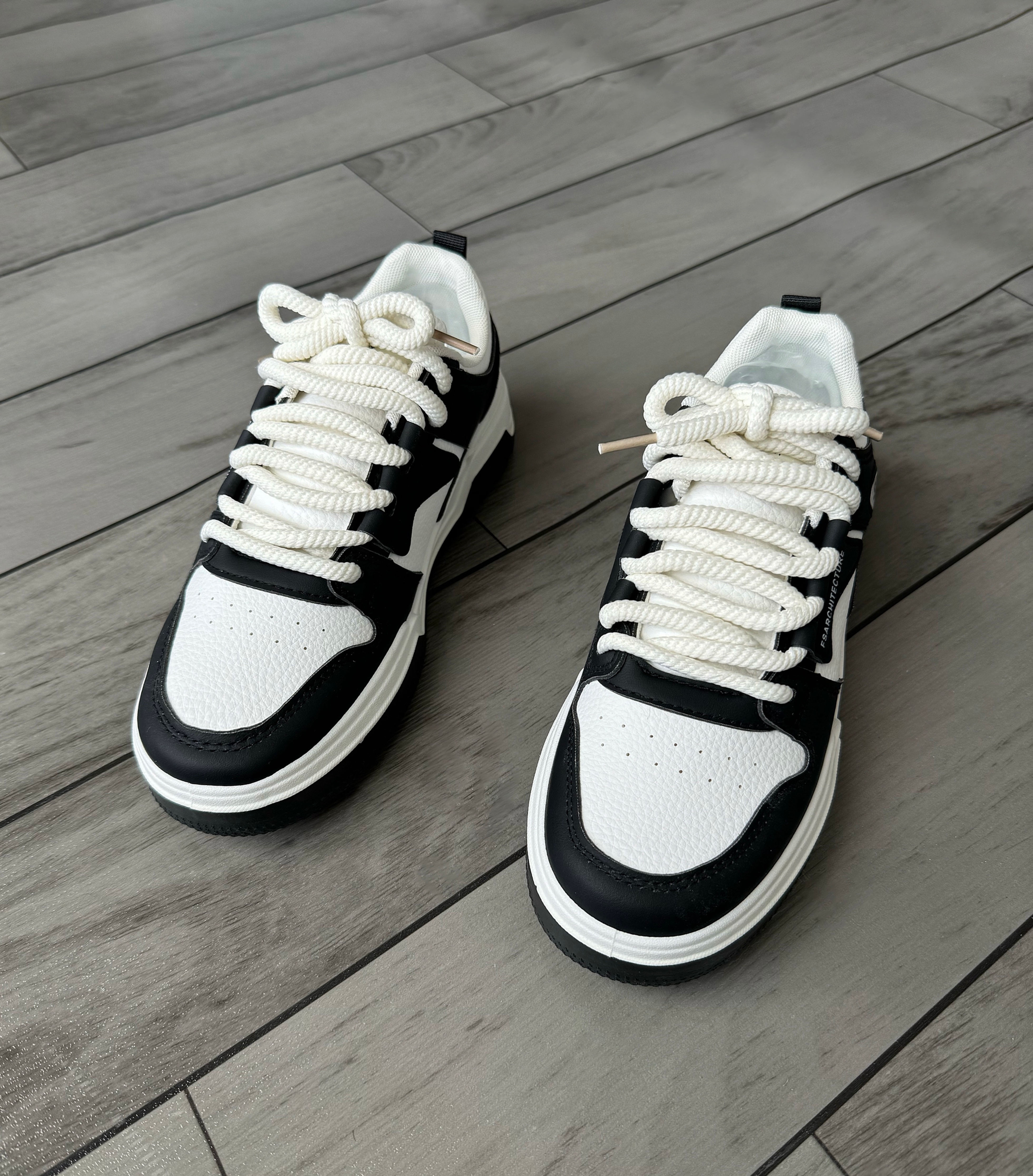 Calzado Modelo PARIS negro