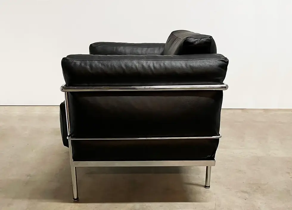 Thumbnail: Pierre Jeanneret, Charlotte Perriand & Le Corbusier Grand Comfort Lounge Chairs