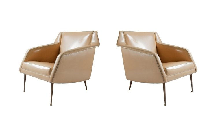 Thumbnail: Pair of Sculptural Carlo de Carli Club Chairs for Singer & Sons