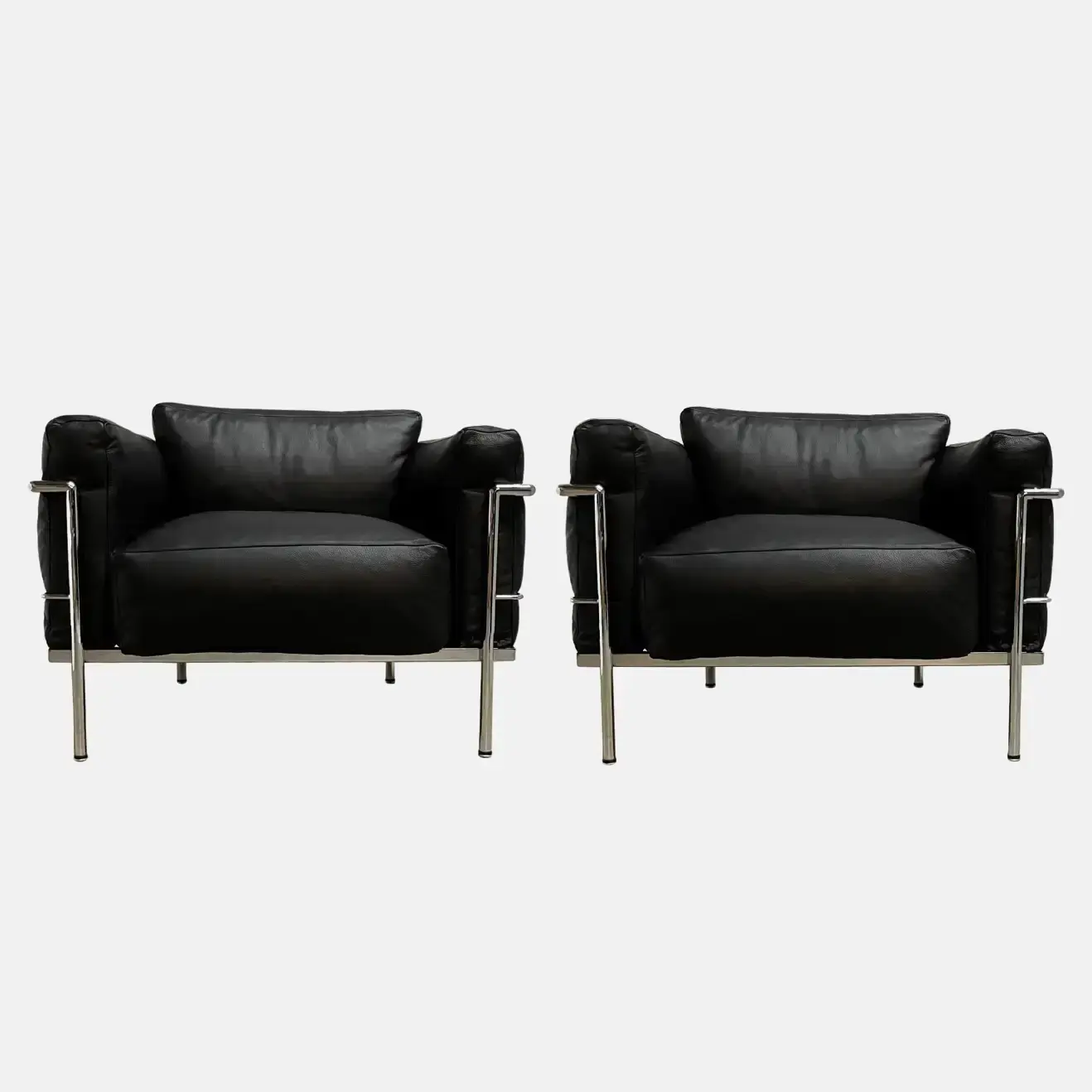 Pierre Jeanneret, Charlotte Perriand & Le Corbusier Grand Comfort Lounge Chairs