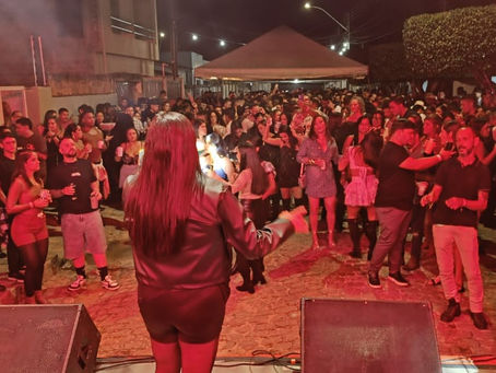 Arraiá Maria Bunita celebra 18 anos com festa até o amanhecer em Penedo