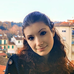 Selene-italian-babysitter-florence-italy