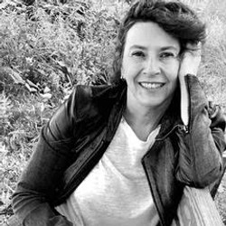 Dena - English-nanny-teacher-and-babysitter-in-florence-italy.jpg