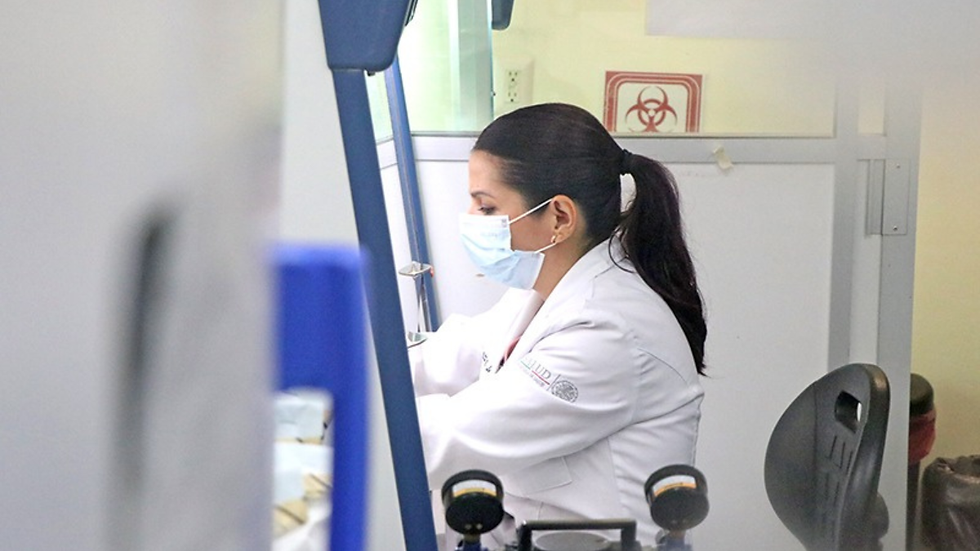 Laboratorio Estatal de Salud Pública fortalece la vigilancia epidemiológica en Baja California Sur