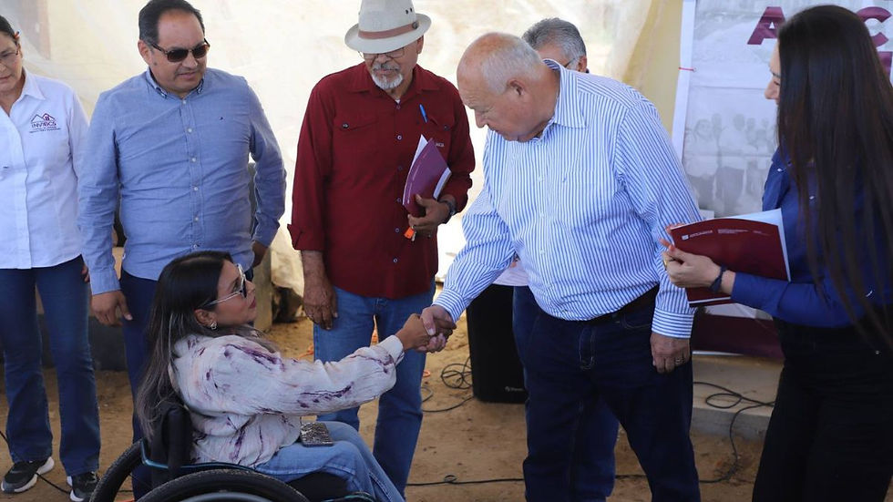 Entrega de acciones de vivienda en Mulegé