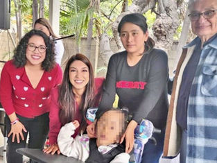 Entrega de sillas de ruedas en Baja California Sur