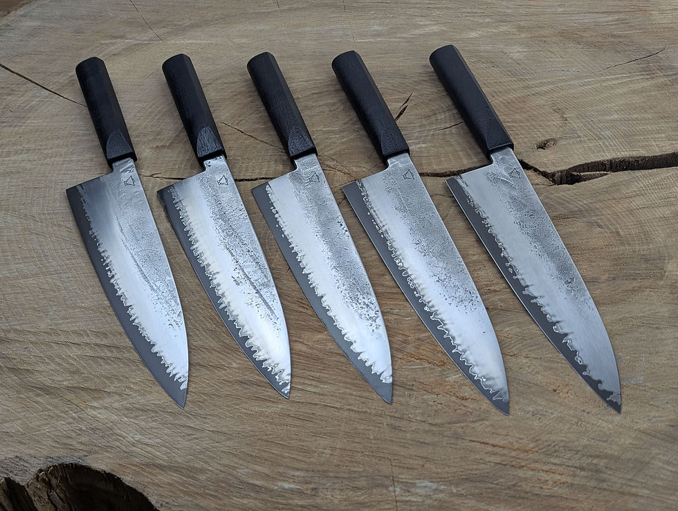Miniaturbild: Gyuto 220x56mm Ebonisierte Nuss