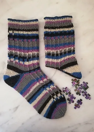 hand knit stripped socks 