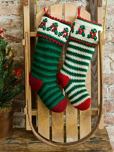 holly and stripes crochet stockings
