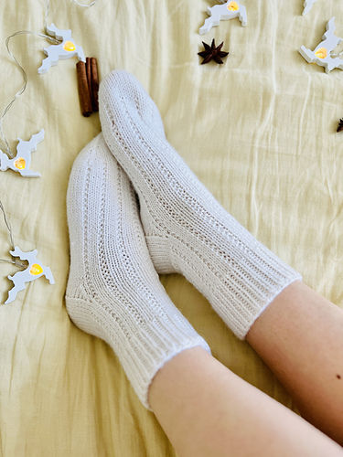 white ribbed hand knit socks 