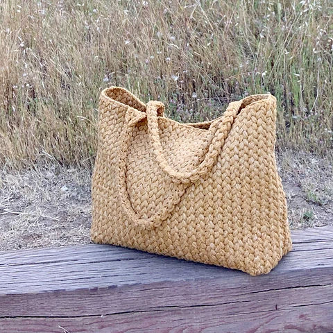 crochet tote made with braided puff stitch