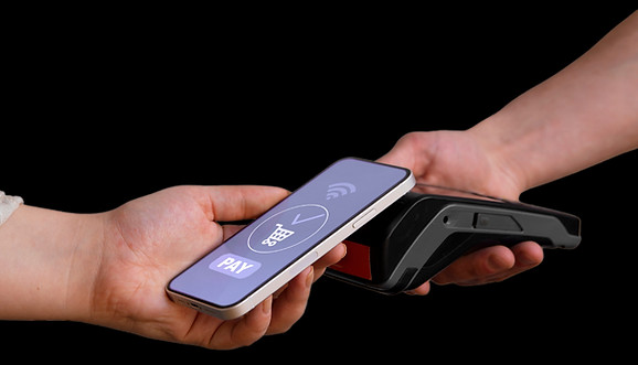 Customers applying for a merchant cash advance through Prospera Funding.
