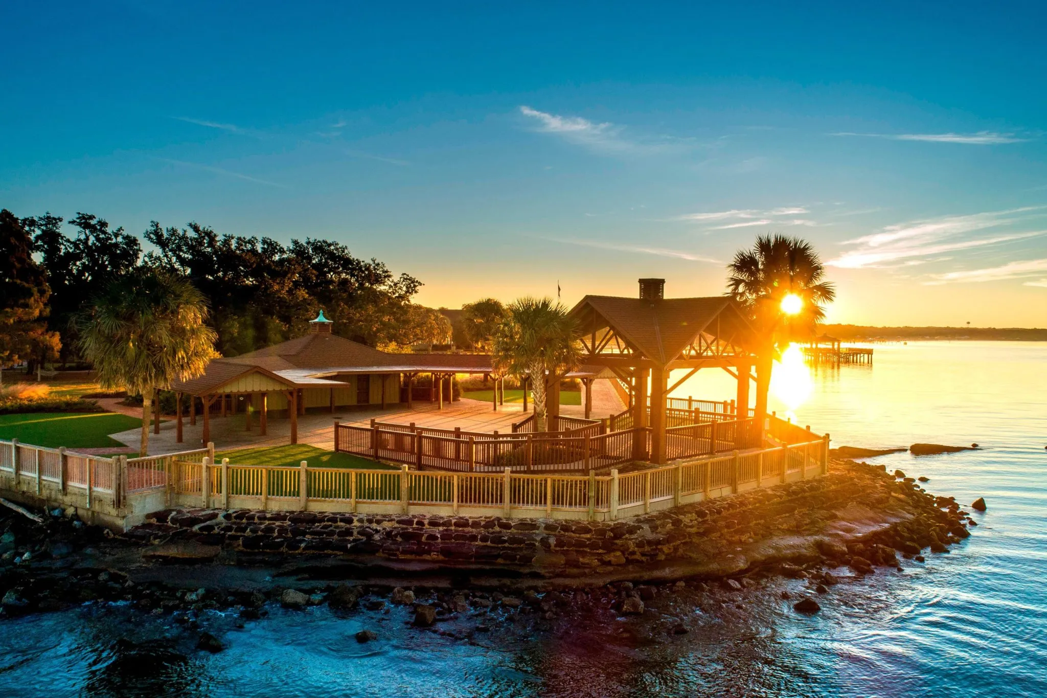 Julep-Point-The-Grand-Hotel-Marriott-Fairhope-scaled.webp