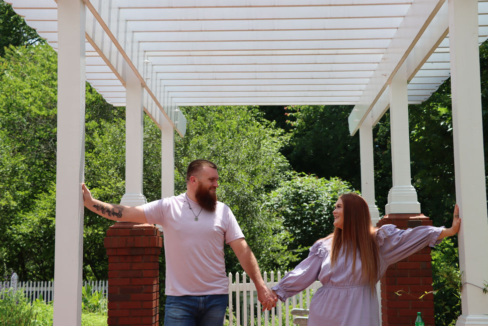 Aaron & Annesly