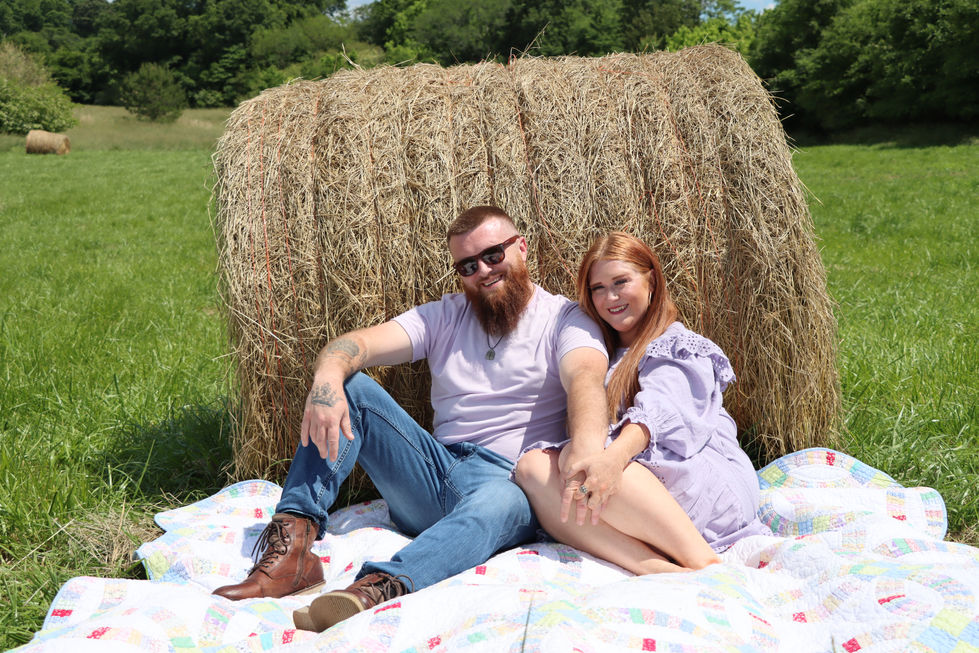 Aaron & Annesly