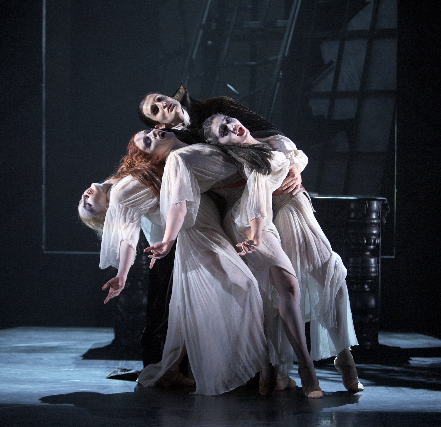 Dracula Live