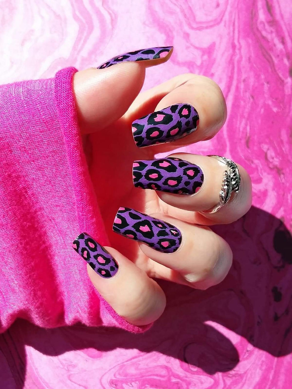 Thumbnail: Grape Leopard