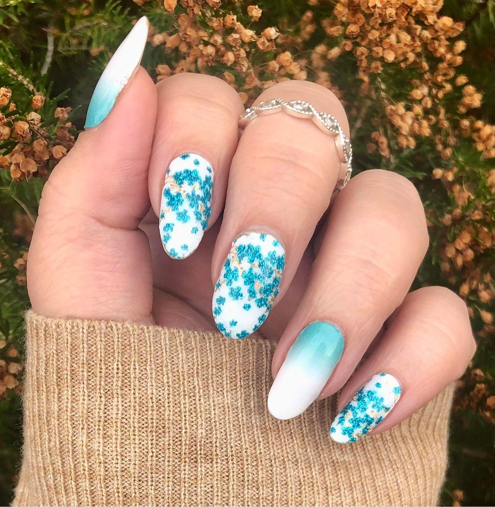 Miniature : Sparkling Aqua Petals