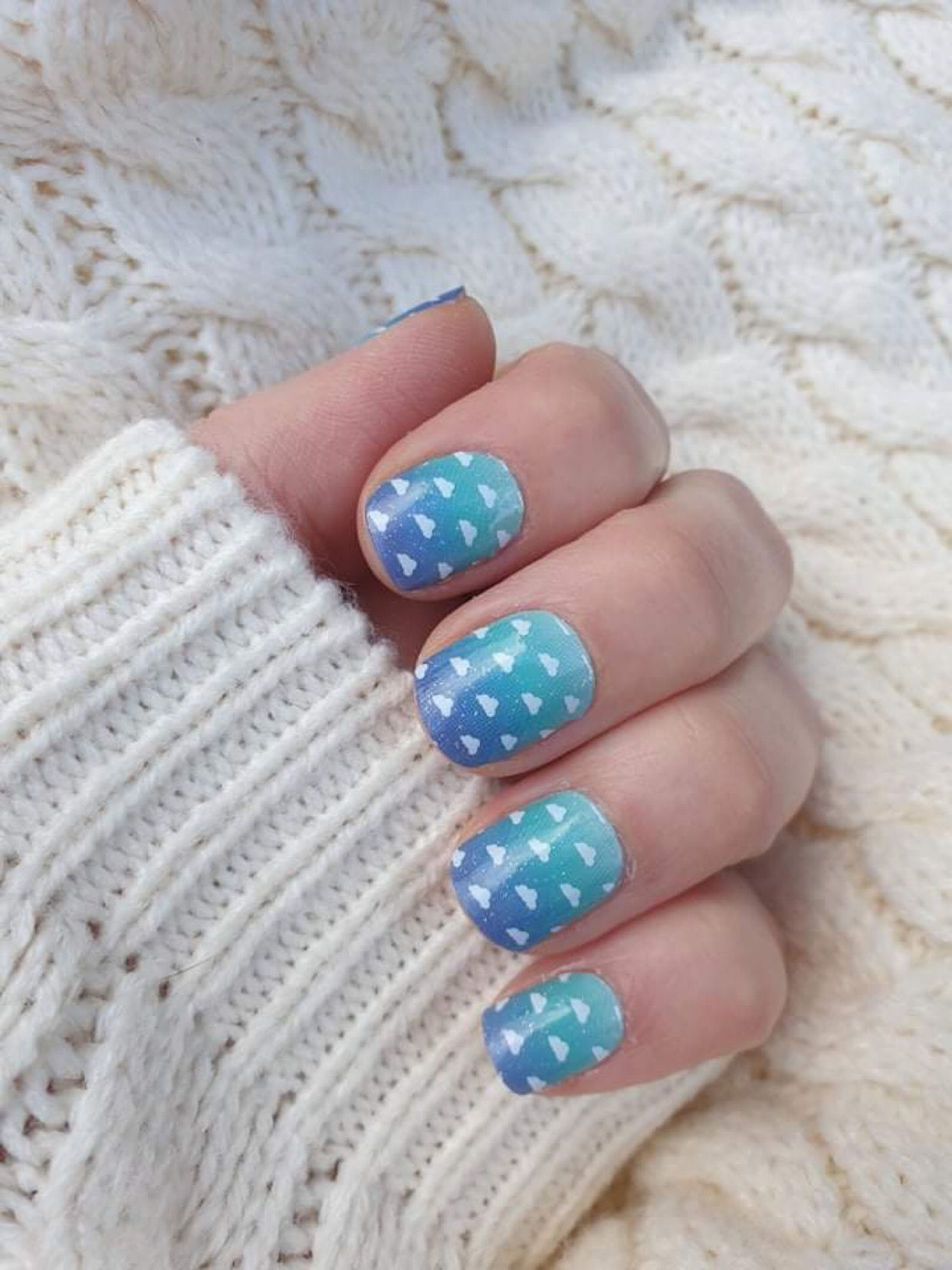 Head in the Clouds (Overlay)