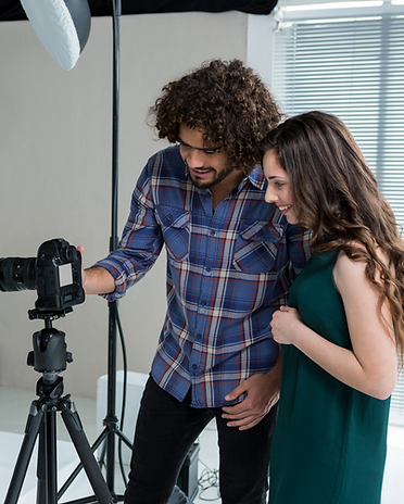 photographer-and-female-model-reviewing-captured-p-2025-04-03-22-22-35-utc_edited.png