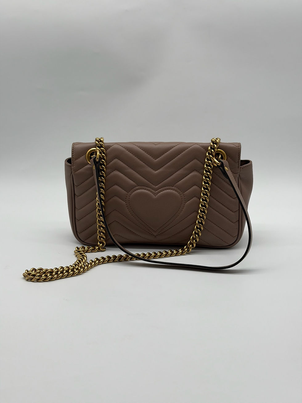 Thumbnail: Gucci Beige Marmont Flap Bag.