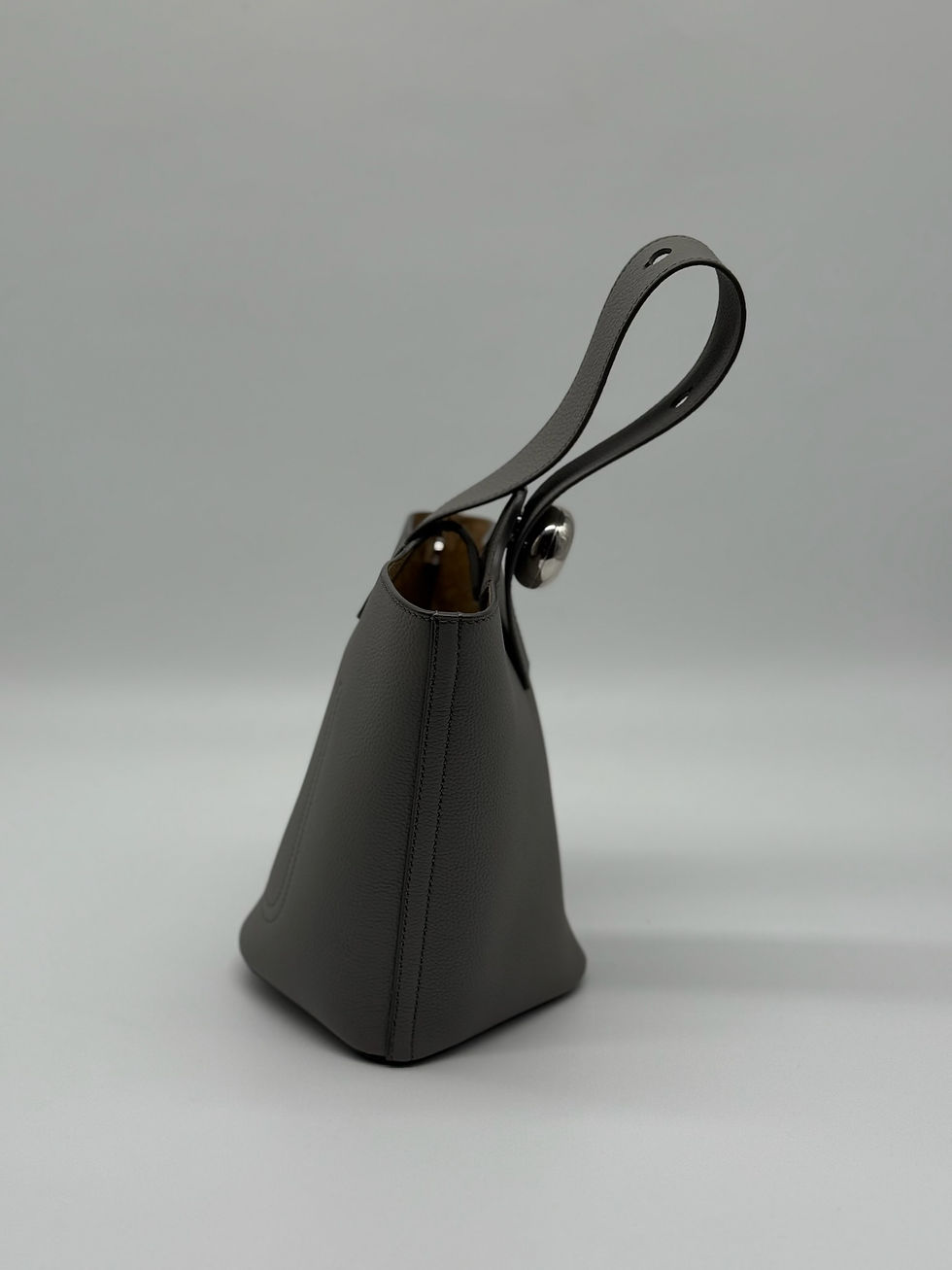 Thumbnail: Loewe Grey Pebble Bag.