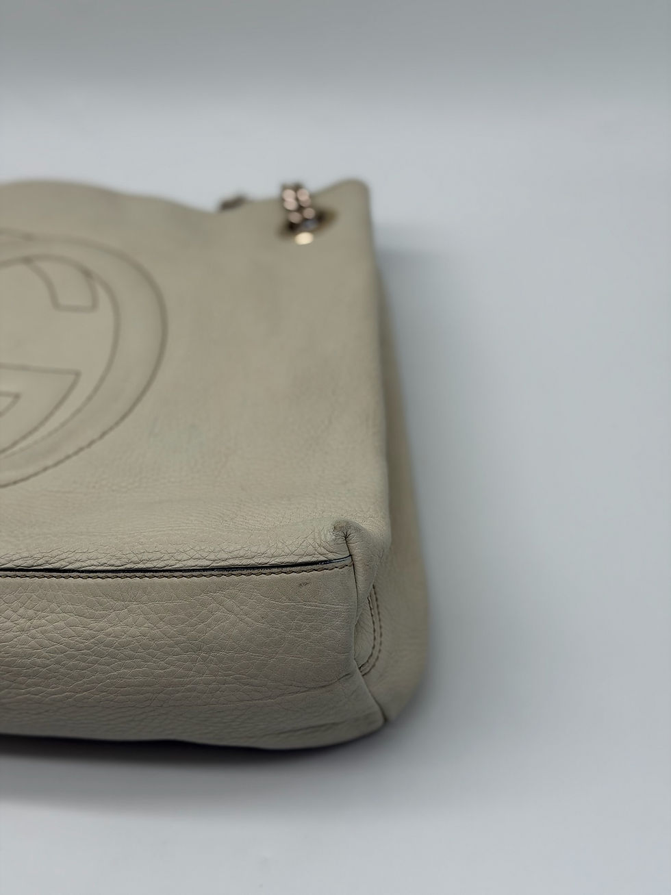 Thumbnail: Gucci Cream Soho Tote Bag.