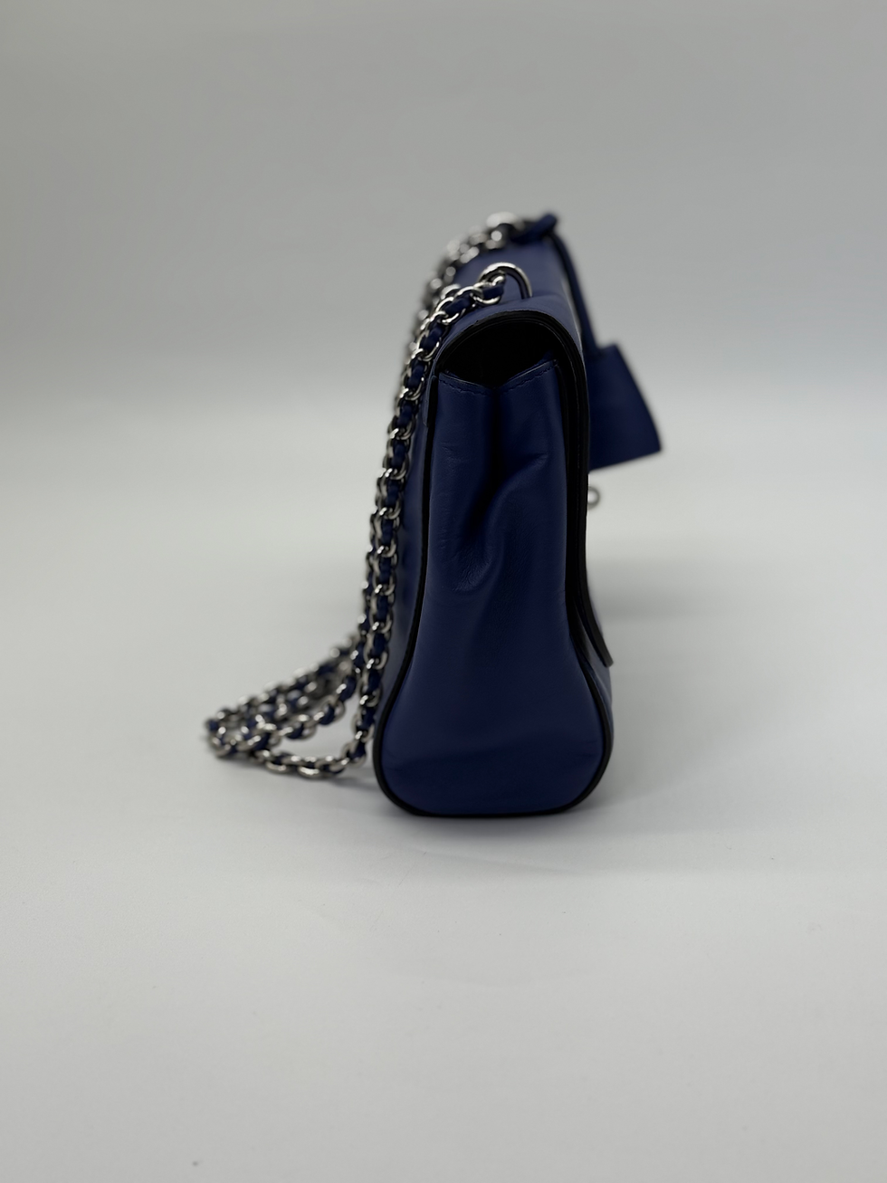 Thumbnail: Mulberry Indigo Medium Lily Bag.