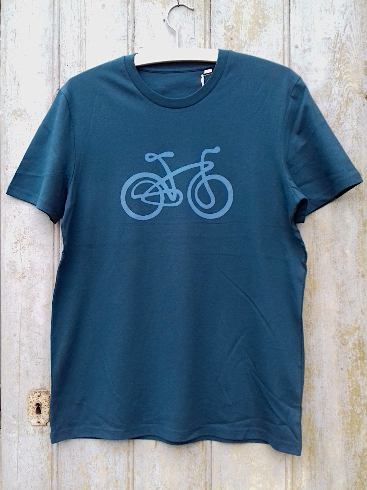 Herren T-Shirt mit Fahrrad, Bio-Baumwolle & Fairtrade von KüstenLABEL, Design von Hagen St