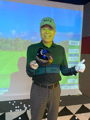 시크리트웨폰 블랙: 안정적인 저중심 설계와 맑고 청아한 타구음으로 새로운 골프 경험