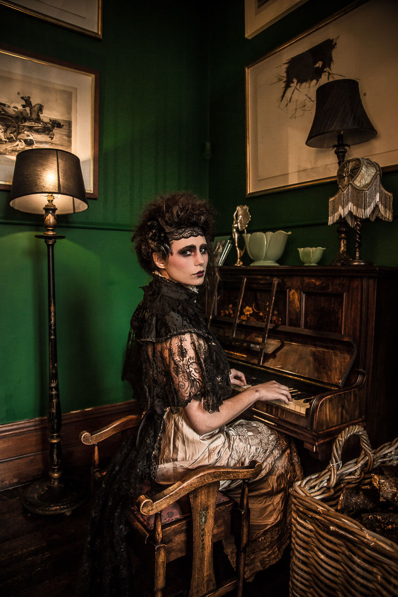 huntsham court piano green bar room
