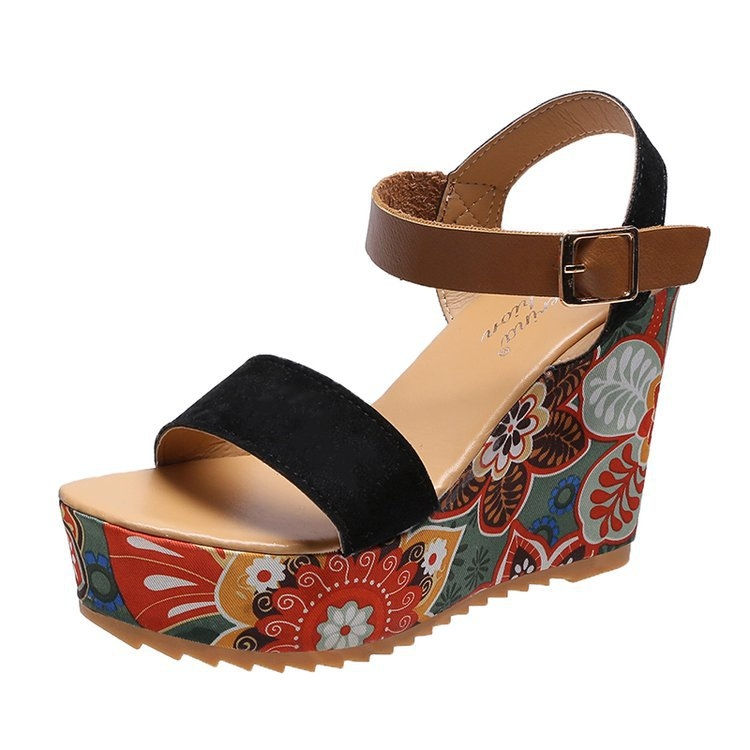 Thumbnail: Summer Floral Fabric Slope Heel Women Sandals Comfortable Casual High Heels