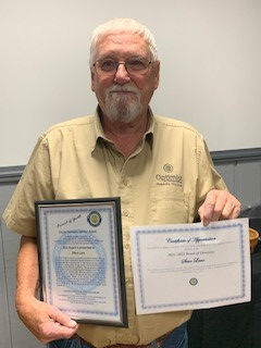 Steve Lane Charlie Thanlman award.jpg