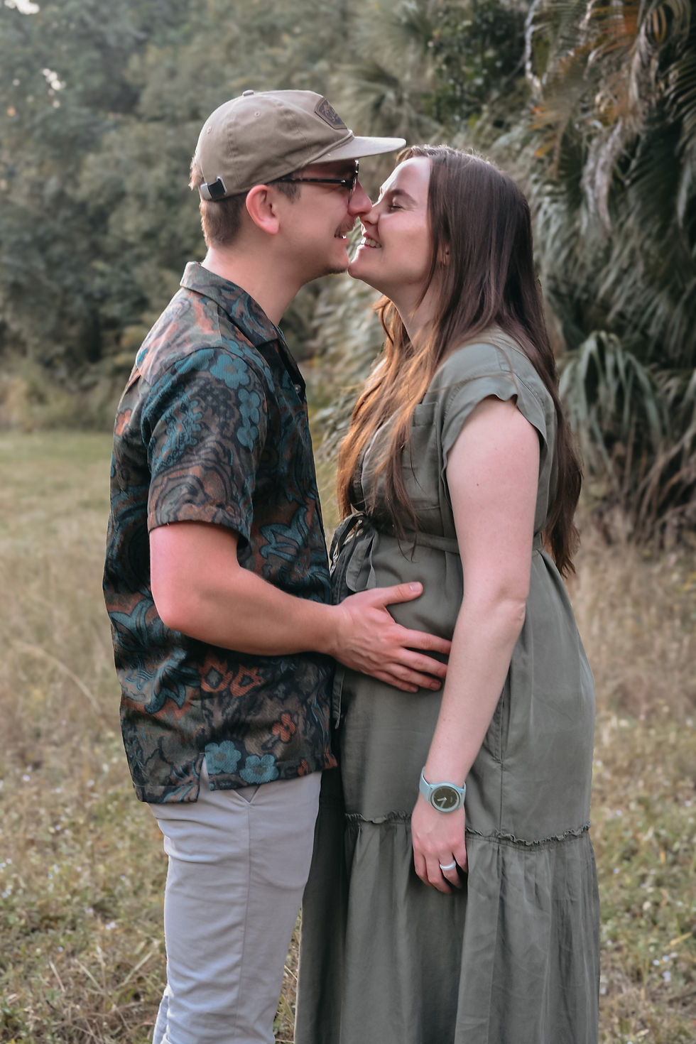 Top 10 Maternity Photo Pose Ideas