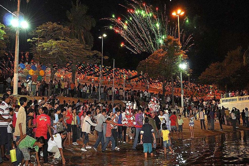 8782-banho-de-sao-joao-foto-marcos-boaventura