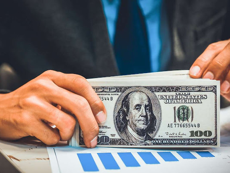 How to transfer money from Vietnam abroad?