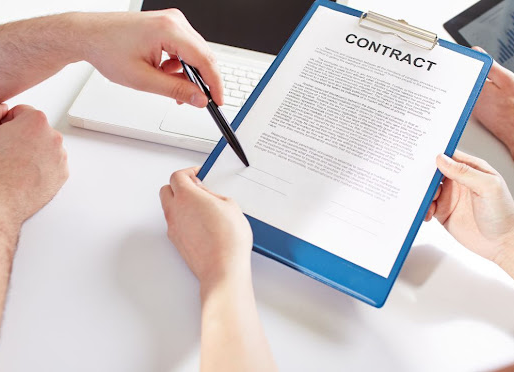 How to Determine Penalty and Compensation for Damages from Breach of Commercial Contract?