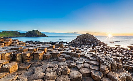northern ireland causeway.jpeg