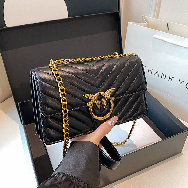 New Luxury High-End Women Swallow Chain Bag Embroidered Mini Square Bag Versatil