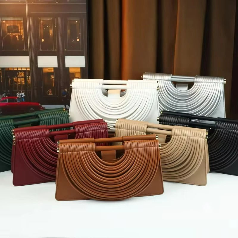 Hand-woven 2025 New Fashion Handbag, Clutch Bag, Niche Design, High-end Single-s