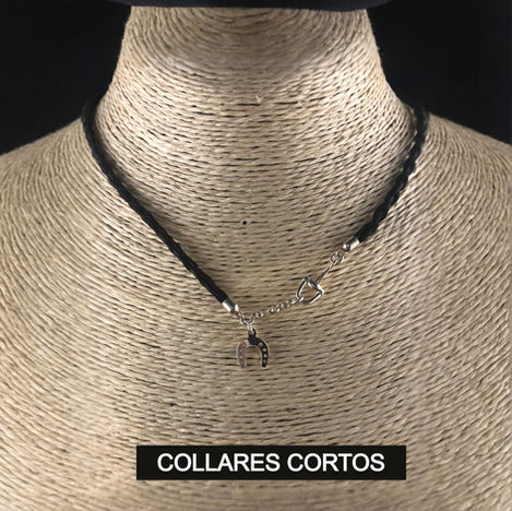 Collar corto de crin